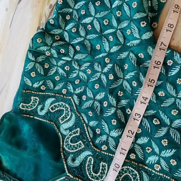 BEAUTIFUL Embroidery Beaded Ethnic Turquoise Silk SS Vintage Crop Top Jacket - Picture 10 of 16